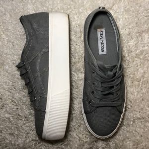 Steve Madden Emmi canvas platform sneakers